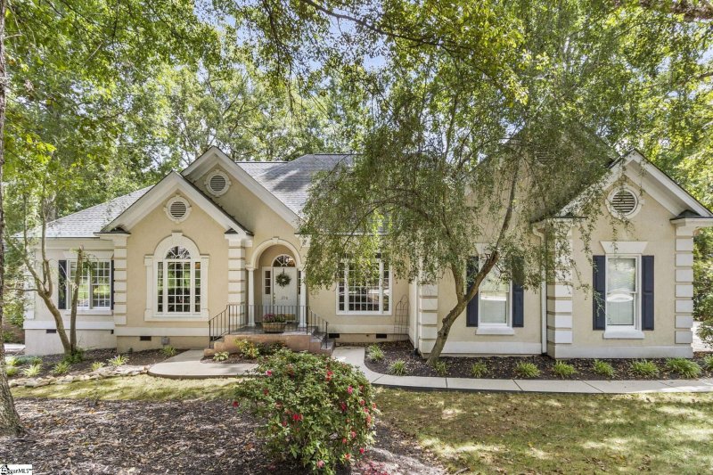 Property image 2 at 206 Walnut Trace Court, Simpsonville, SC 29681