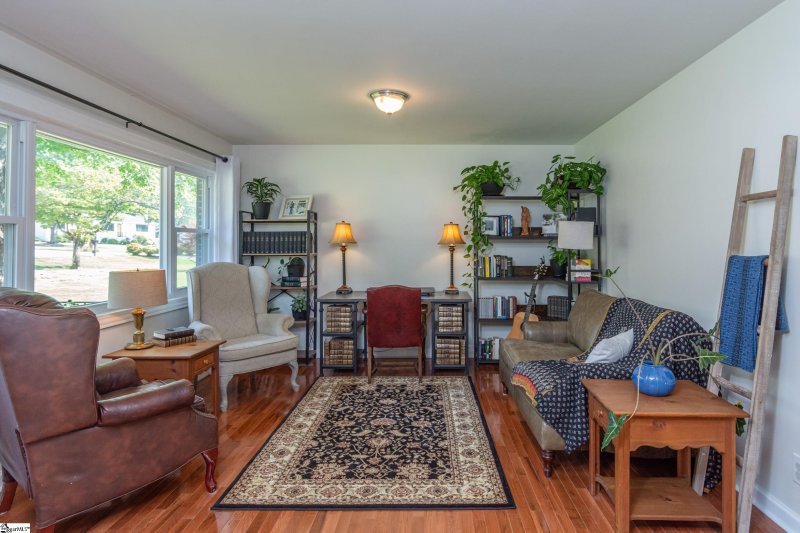 Property image 5 at 204 Hillside Drive, Greer, SC 29651