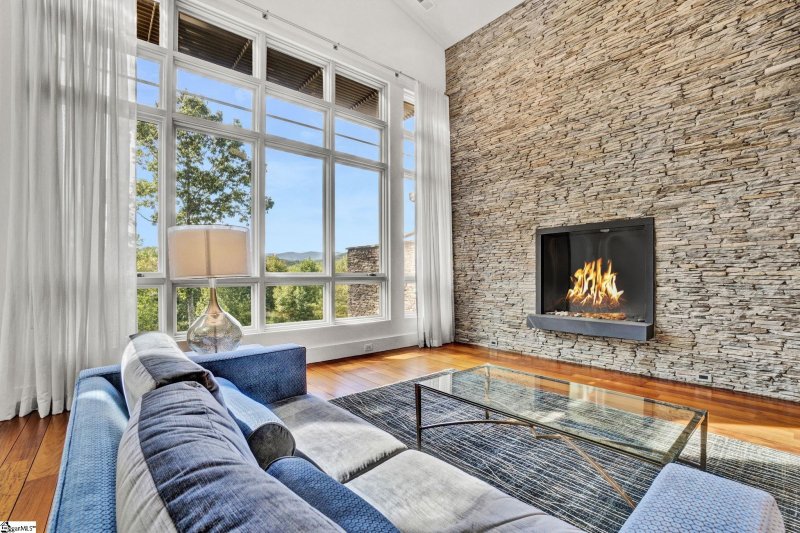 Property image 2 at 19 Peakwood Trail, Marietta, SC 29661