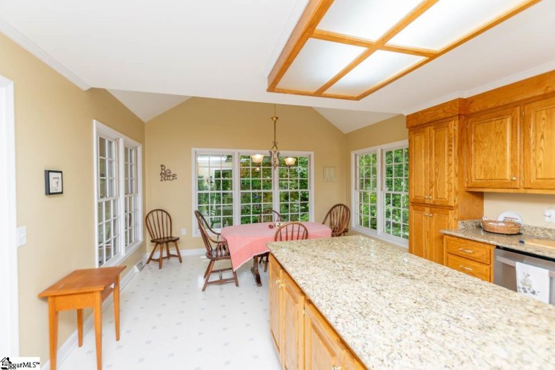 Property image 2 at 118 Cliffwood Lane, Greer, SC 29650