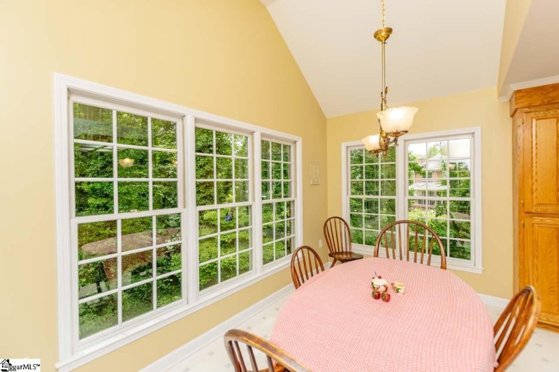 Property image 3 at 118 Cliffwood Lane, Greer, SC 29650