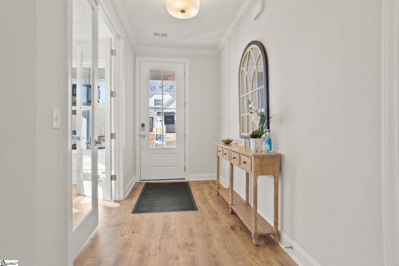 Property image 2 at 111 Bucklick Creek Court, Simpsonville, SC 29680