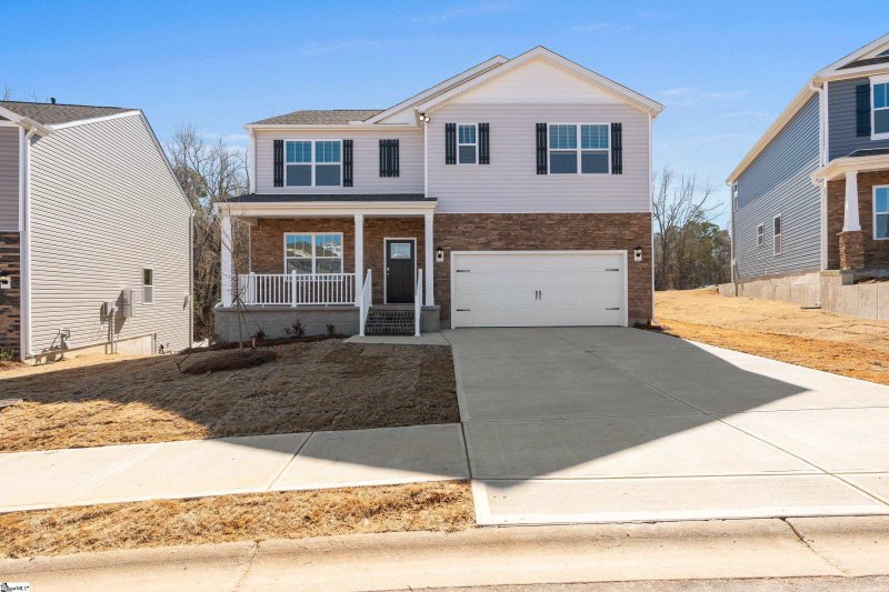 Property image 2 at 605 Bayridge Road, Simpsonville, SC 29680