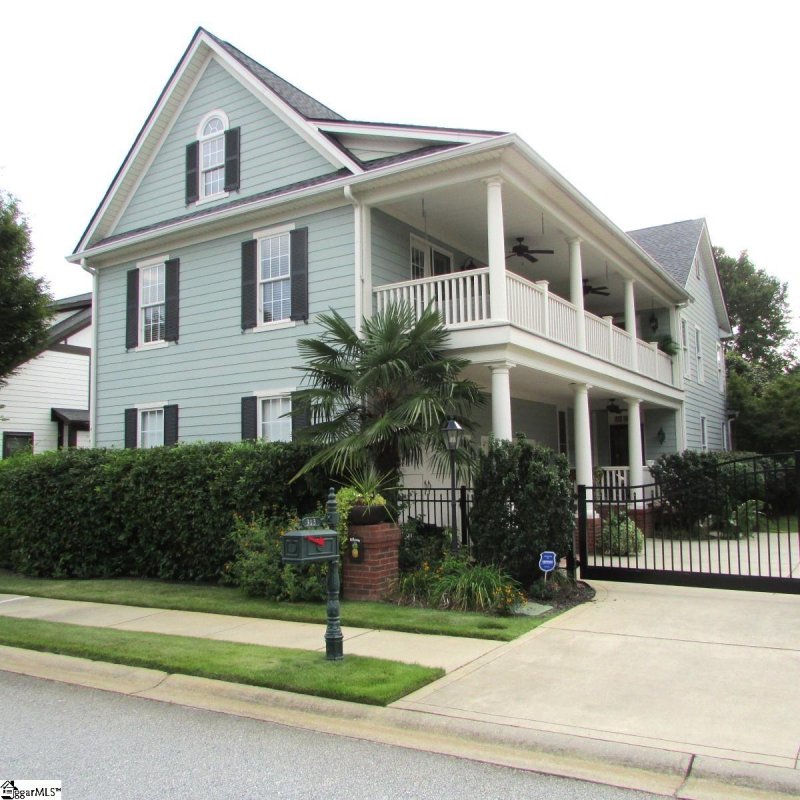 313 Newfort Place