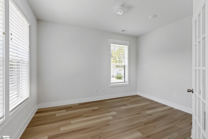 Property image 4 at 29 Millside Circle, Greenville, SC 29605