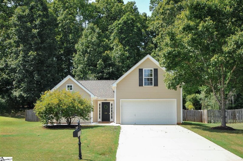 Property image 2 at 133 Largess Lane, Piedmont, SC 29673