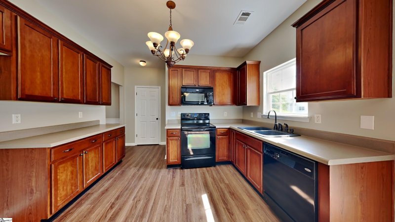 Property image 5 at 6 Golden Acre Court, Simpsonville, SC 29681