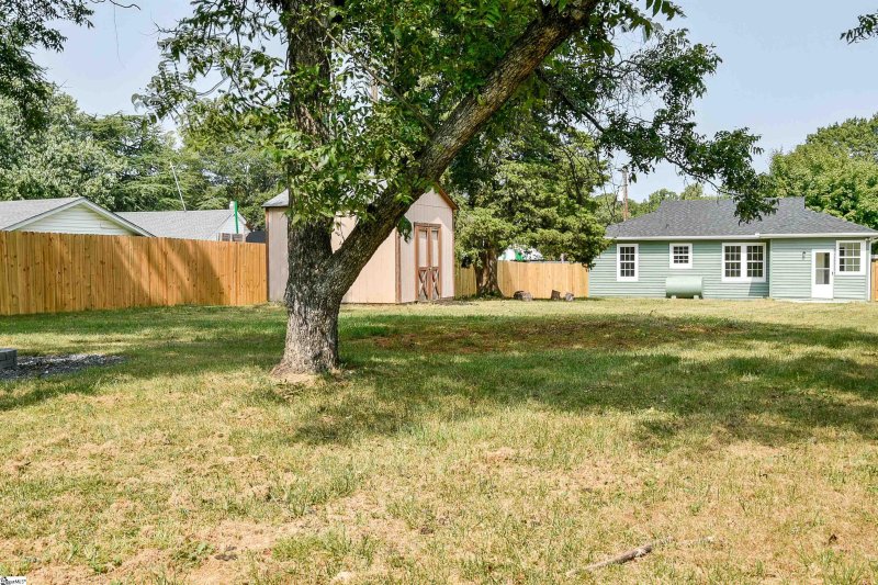 Property image 2 at 211 McDowell Street, Greenville, SC 29611