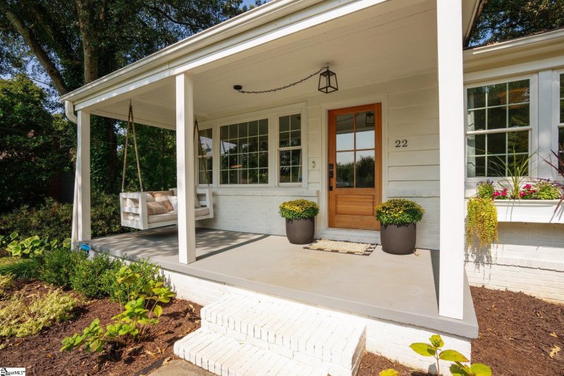 Property image 3 at 22 Friartuck Road, Greenville, SC 29607