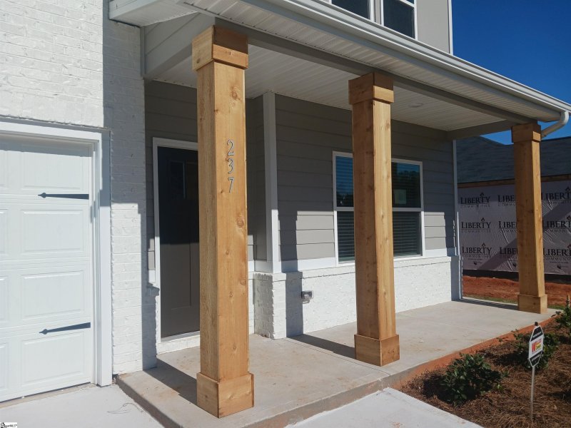 Property image 2 at 237 Juniper Valley Circle, Piedmont, SC 29673