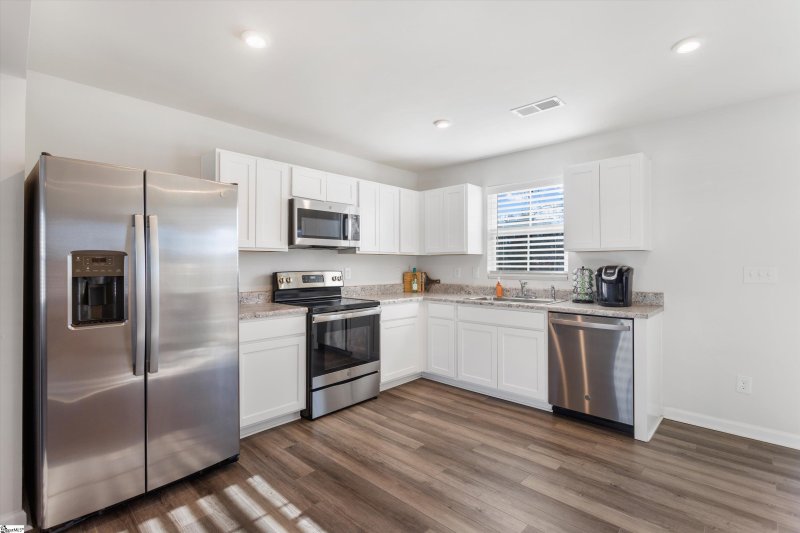 Property image 3 at 207 Maple Forge Trail, Greenville, SC 29617