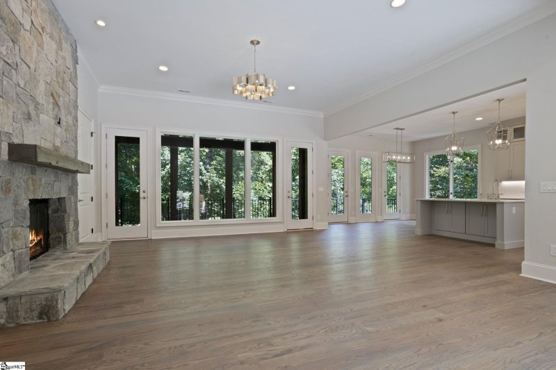 Property image 3 at 331 Glen Hollow Road, Travelers Rest, SC 29690