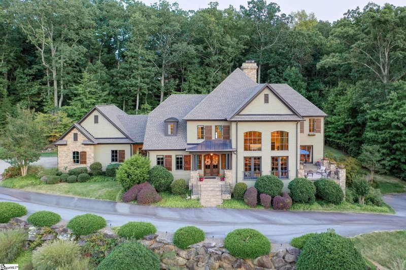 117 Sorrento Drive