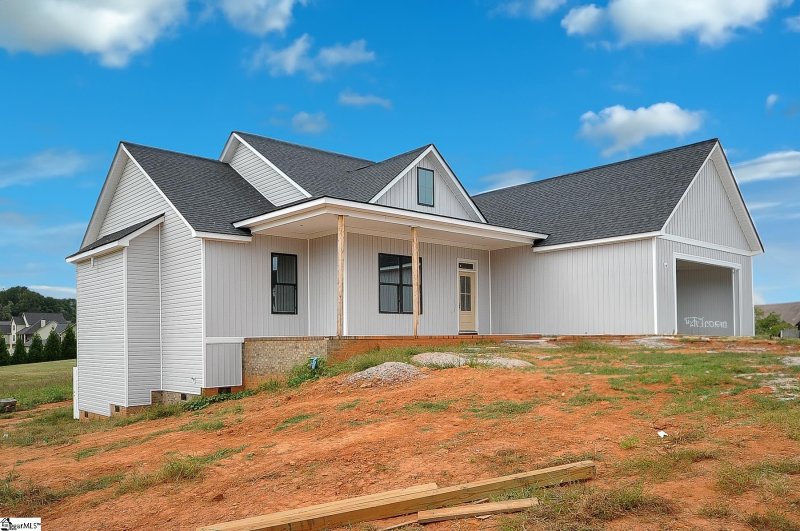 Property image 3 at 518 Hillview Knoll Lane, Greer, SC 29651