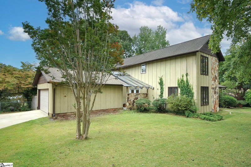 Property image 3 at 114 Windamere Road, Easley, SC 29640
