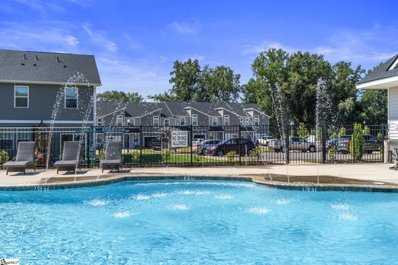 Property image 4 at 1259 Westgate Village Drive, Spartanburg, SC 29301