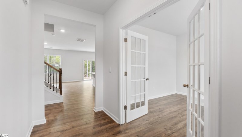 Property image 2 at 942 Pineland Drive, Woodruff, SC 29388