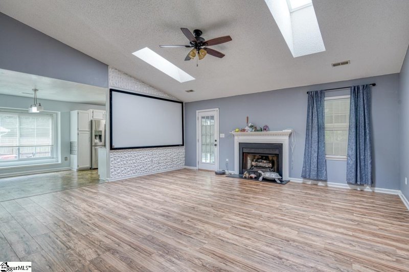 Property image 3 at 26 Boxelder Lane, Simpsonville, SC 29680