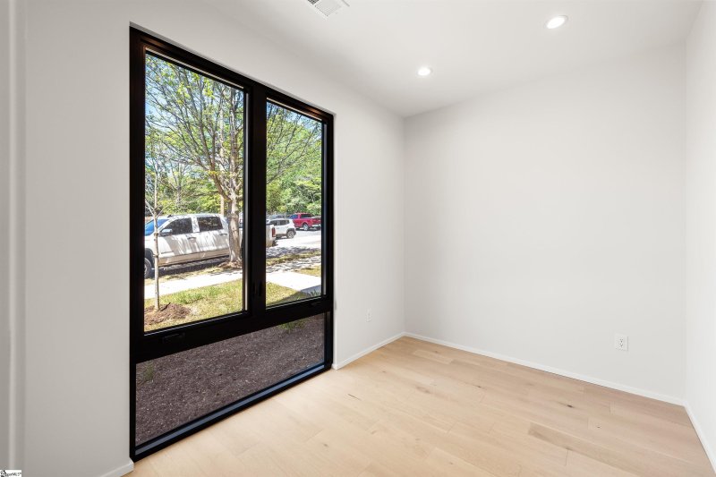 Property image 5 at 14 Elizabeth Street, Greenville, SC 29609