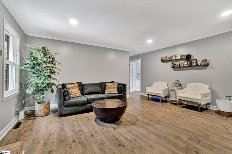 Property image 4 at 335 Harrell Drive, Spartanburg, SC 29307