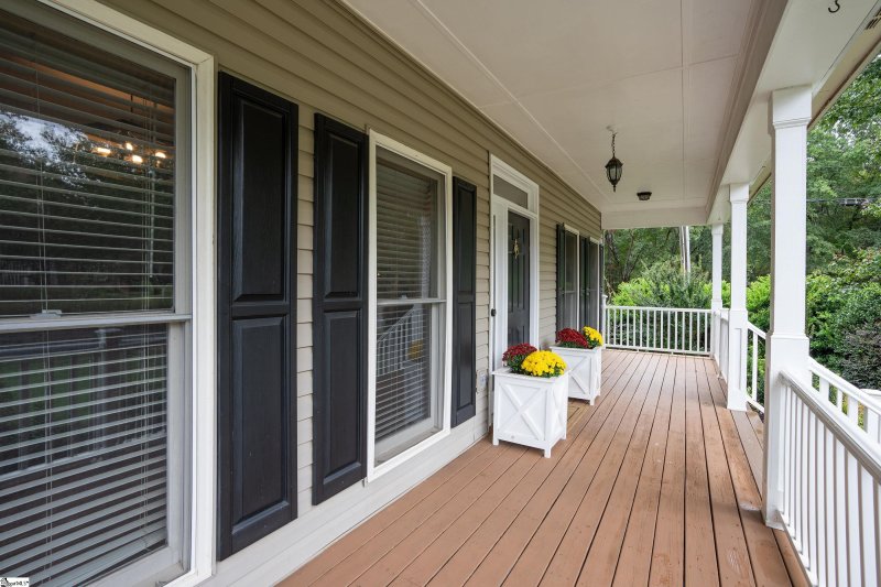 Property image 5 at 2 Hoptree Drive, Greer, SC 29650