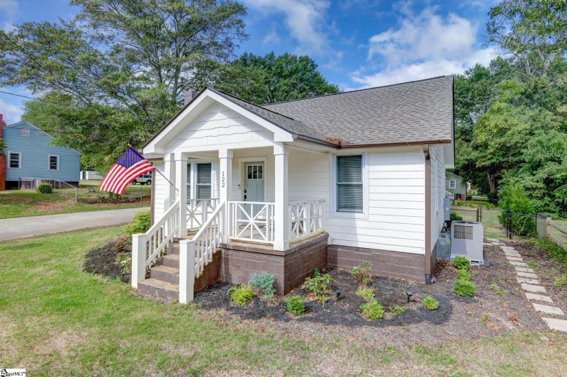 Property image 3 at 122 Parkins Mill Road, Greenville, SC 29607