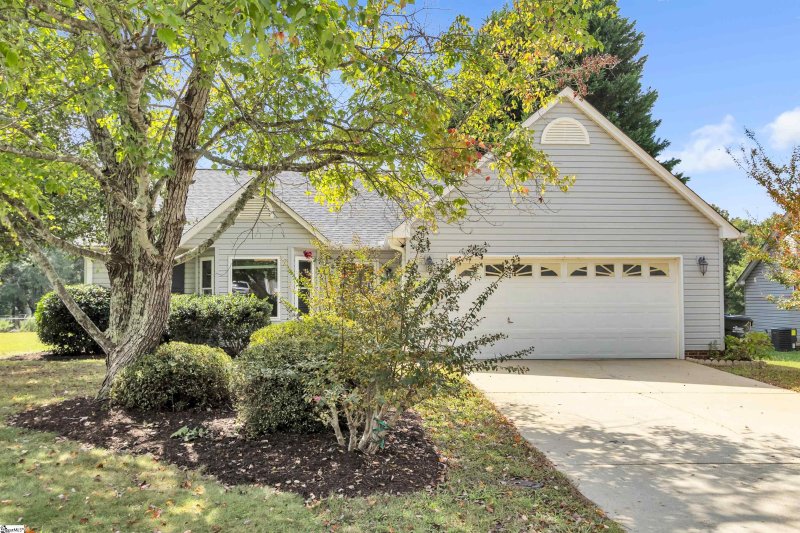 401 Twin Falls Drive