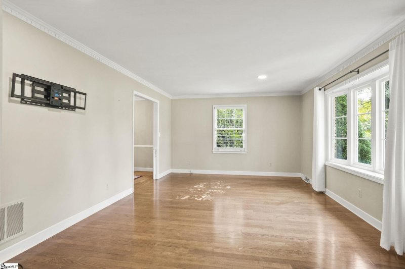 Property image 5 at 4 Caraway Court, Greenville, SC 29615