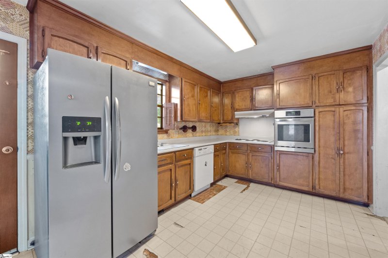 Property image 5 at 7 Fernwood Drive, Taylors, SC 29687