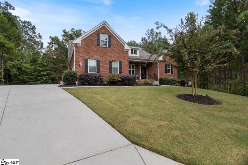 Property image 3 at 121 Barnett Way, Easley, SC 29640