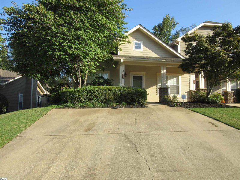 Property image 2 at 330 Shallow Drive, Taylors, SC 29687