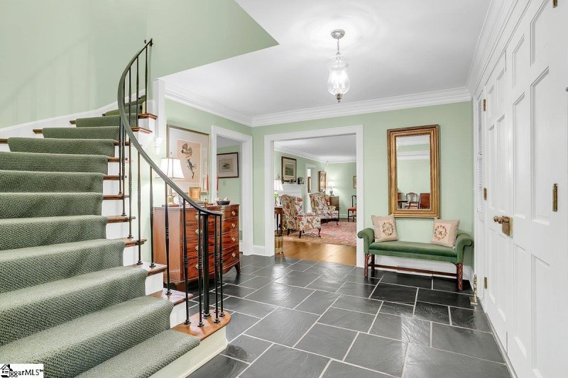 Property image 3 at 11 Rockingham Road, Greenville, SC 29607