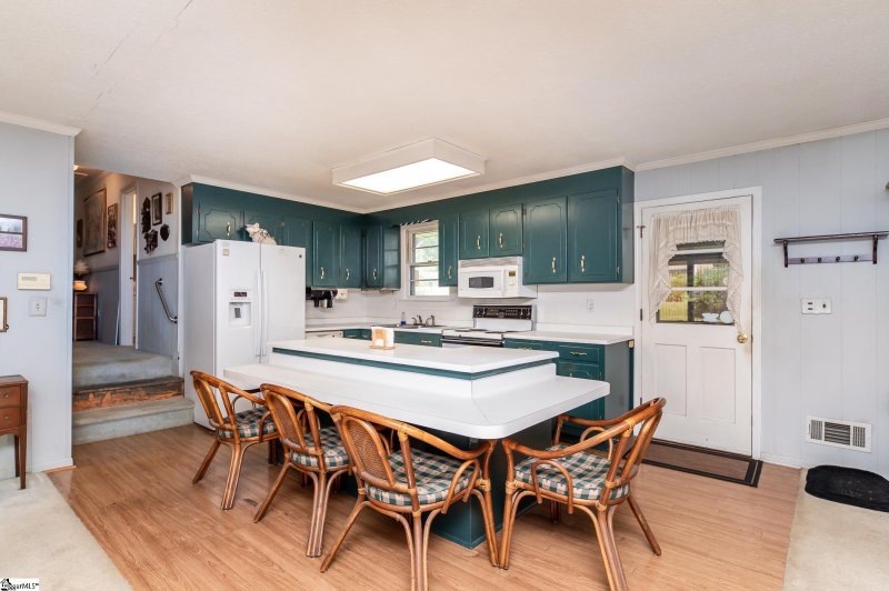 Property image 3 at 201 Bethel Drive, Mauldin, SC 29662