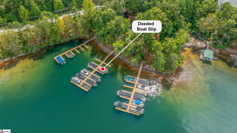 Property image 3 at 300 Shorewinds Court, Seneca, SC 29672