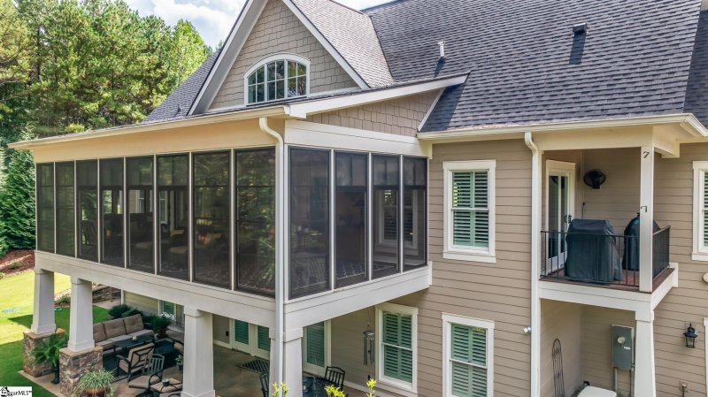 Property image 5 at 300 Shorewinds Court, Seneca, SC 29672