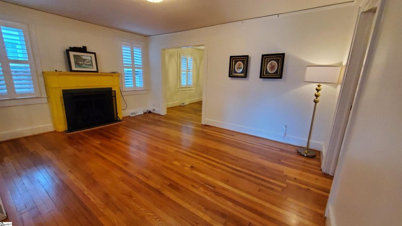 Property image 4 at 217 Vintage Avenue, Greenville, SC 29607