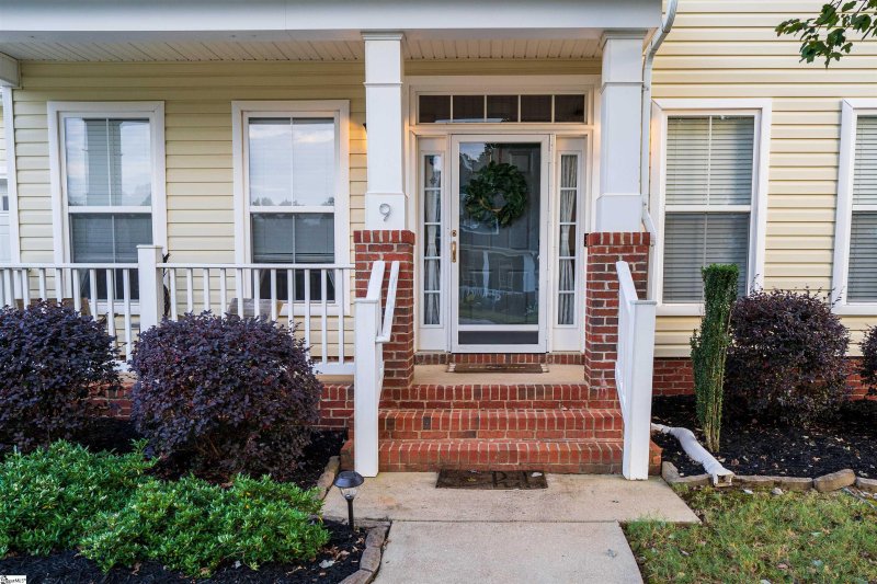 Property image 5 at 9 Martele Court, Simpsonville, SC 29680-7615