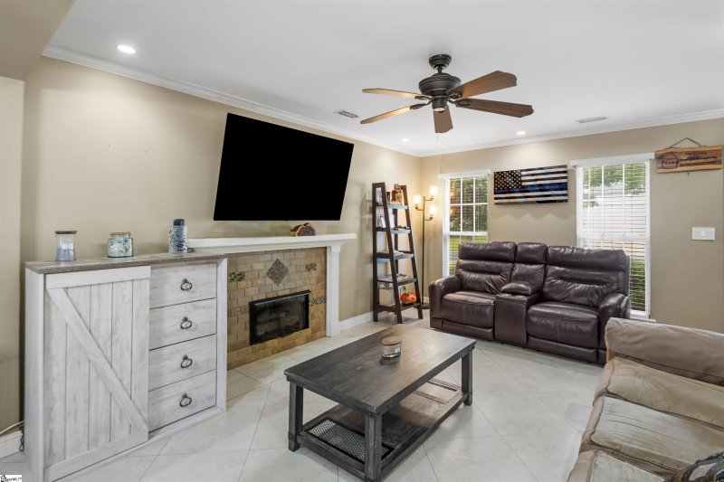 Property image 3 at 113 Riverside Chase Circle, Greer, SC 29650