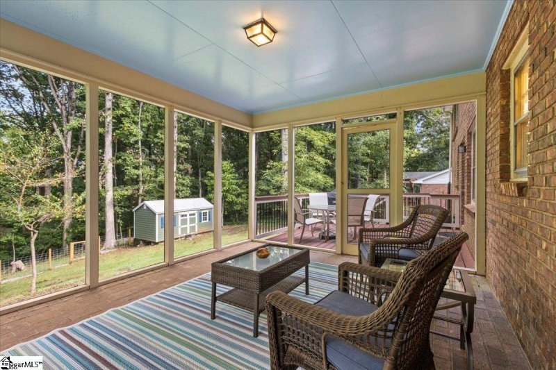 Property image 3 at 14 Iris Court, Spartanburg, SC 29307