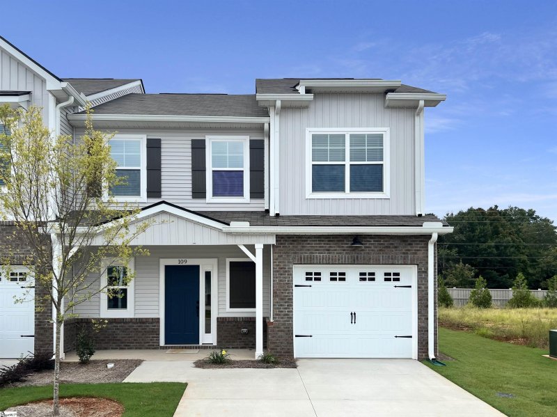 109 Rock Cress Trail