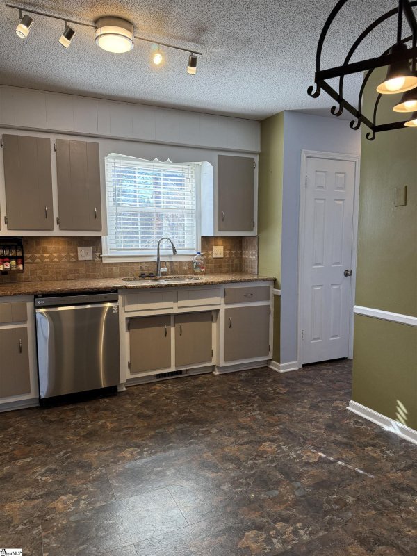 Property image 5 at 109 Village Court, Greer, SC 29651