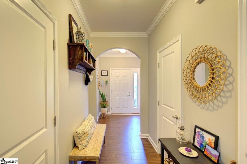 Property image 4 at 114 Emerywood Lane, Greenville, SC 29607