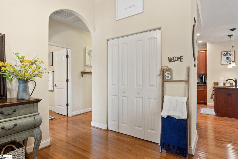 Property image 5 at 400 TINEKE Way, Travelers Rest, SC 29690-6904