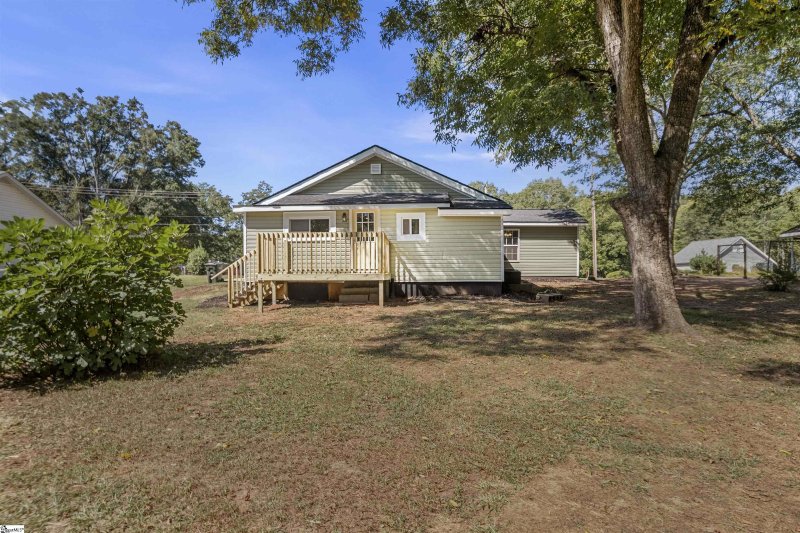 Property image 5 at 219 Nalley Street, Easley, SC 29640