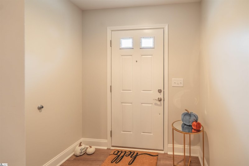 Property image 3 at 327 Lion Heart Lane, Greer, SC 29651