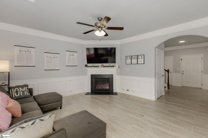 Property image 5 at 405 Kindletree Way, Simpsonville, SC 29680