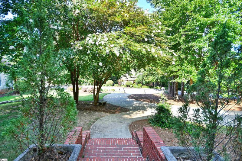 Property image 2 at 209 Pine Ridge Drive, Easley, SC 29642