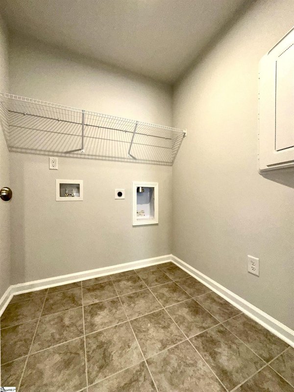 Property image 5 at 529 Winding Meadow Lane, Greenville, SC 29607