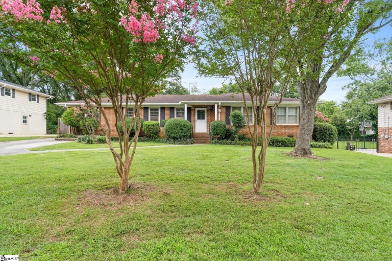 Property image 2 at 601 Parkins Mill Road, Greenville, SC 29607-3035