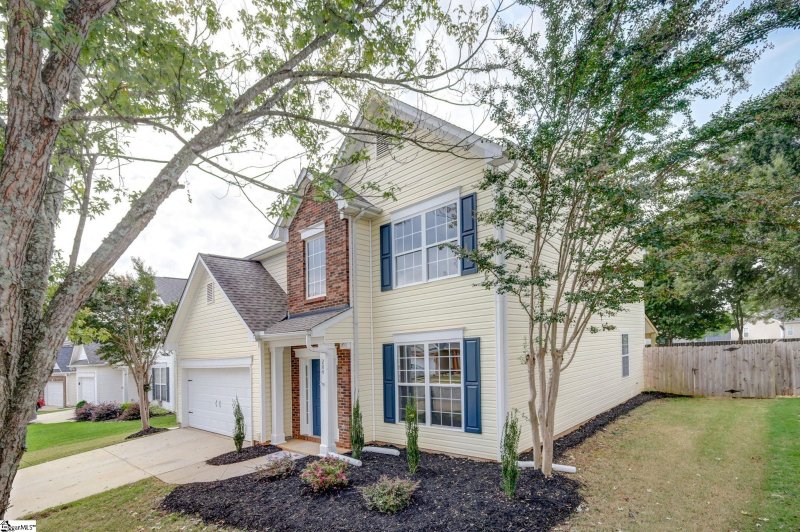 Property image 2 at 204 Catalan Street, Greenville, SC 29607